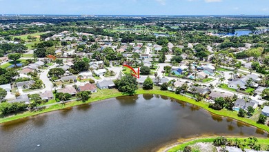 Rare opportunity to own a single-family home with a beautiful - photo 34