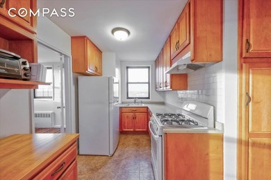 Residence 6X is a move-in-ready home located in the - photo 4