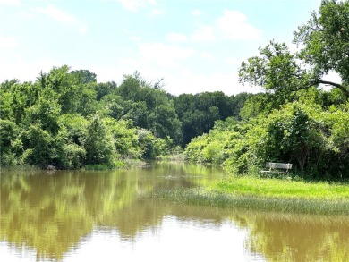 (private lake, pond, creek) Acreage Sale Pending in Moody Texas