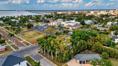 Coastal Charm Meets Historic Soul: Your Punta Gorda Sanctuary - photo 10