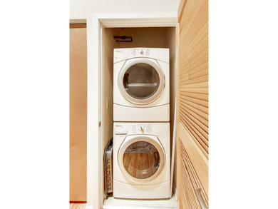VERY RARE CORNER UNIT you almost never see come available in - photo 22