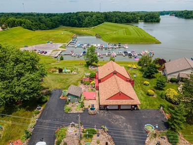 Beautiful Candlewood lakefront home! This 3 bedroom, 2 bath home - photo 5