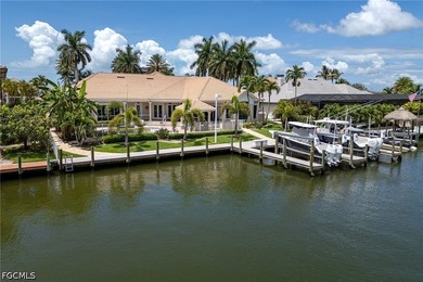 Welcome to an exclusive waterfront opportunity in the - photo 4
