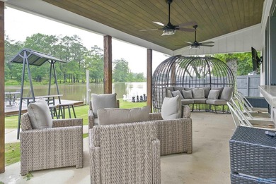 Waterfront Property in RBC! Completely Renovated, Almost new! - photo 7