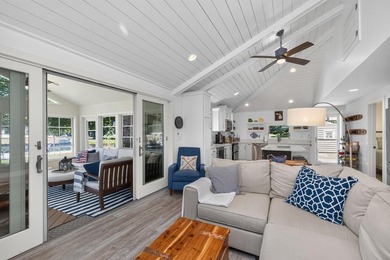 This 2-bedroom, 1-bath summer cottage on 43-acre Diamond Island - photo 15