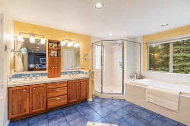 This furnished spacious, updated Meadows Golf Course home - photo 17