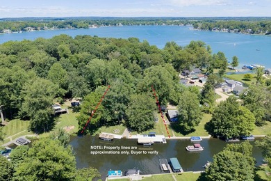 This 2-bedroom, 1-bath summer cottage on 43-acre Diamond Island - photo 23