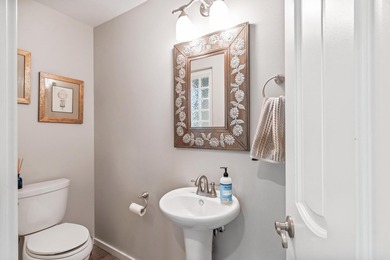 This furnished spacious, updated Meadows Golf Course home - photo 24