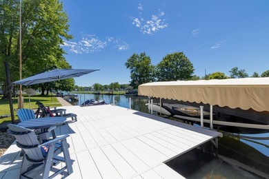 This 2-bedroom, 1-bath summer cottage on 43-acre Diamond Island - photo 26