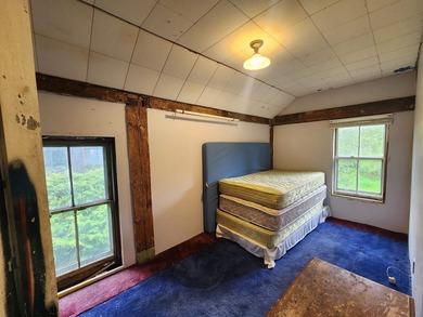 Quaint 4 bedroom village home in need of love for Rehab. Nice - photo 29
