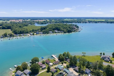 This 2-bedroom, 1-bath summer cottage on 43-acre Diamond Island - photo 36