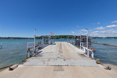 This 2-bedroom, 1-bath summer cottage on 43-acre Diamond Island - photo 37