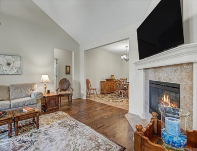 Move Right In & Start Enjoying low-maintenance living in this - photo 9