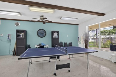 Beautifully updated 2-bedroom, 2-bath first-floor corner unit in - photo 39