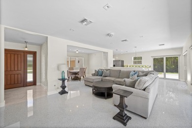 Ibis Isle Rare Offering Impeccably maintained and beautifully - photo 5
