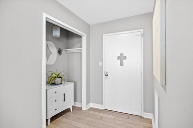 Furnished 2Br/2BA WATERFRONT unit at Bayshore Condominiums! - photo 13