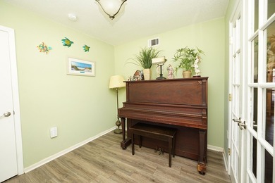 Here is your opportunity to own a home in highly desirable - photo 15