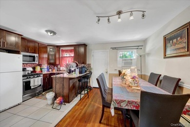 WELCOME TO 403 TORRY AVENUE. SINGLE FAMILY LOVELY BRICK HOME - photo 5