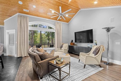 Stunning, custom-built home located on a double lot in a small - photo 9