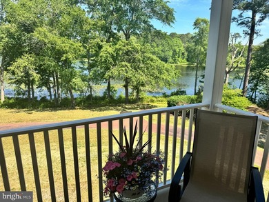 Amazing views of Schumaker Pond. Recently updated, Wellington - photo 3
