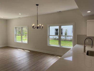 728 and 730 are mirror images, new construction 2 large bedrooms - photo 8