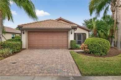 Lake Home For Sale in Fort Myers, Florida
