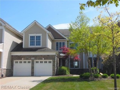 Lake Condo For Sale in Novi, Michigan