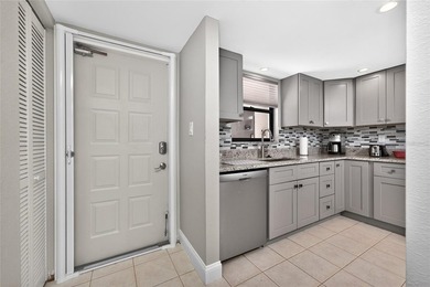 Welcome to waterfront living in the highly desirable community - photo 7