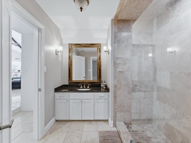 A private, gated retreat in Dallas, 6160 Spring Valley Road - photo 23