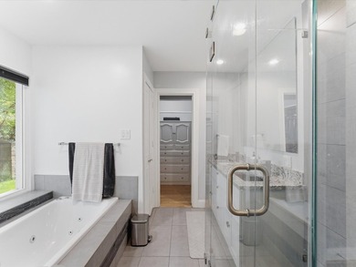 A private, gated retreat in Dallas, 6160 Spring Valley Road - photo 27