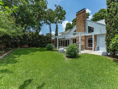A private, gated retreat in Dallas, 6160 Spring Valley Road - photo 36
