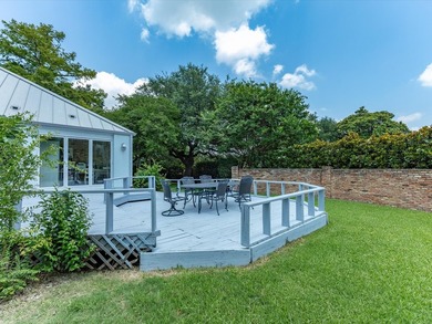 A private, gated retreat in Dallas, 6160 Spring Valley Road - photo 37