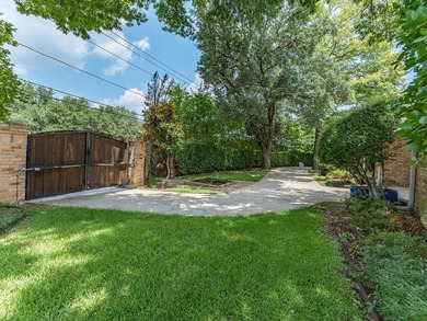 A private, gated retreat in Dallas, 6160 Spring Valley Road - photo 40