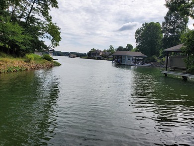 Lake Lot For Sale in Moneta, Virginia