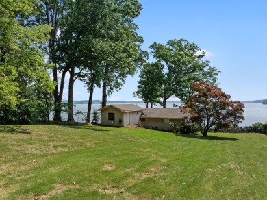 Lake Home For Sale in Muscle Shoals, Alabama