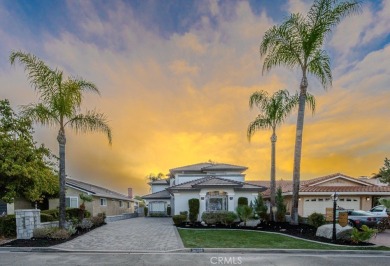 Lake Home For Sale in Canyon Lake, California