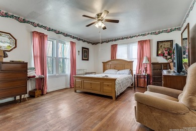 Discover this inviting 3-bedroom, 2-bathroom home situated on a - photo 9