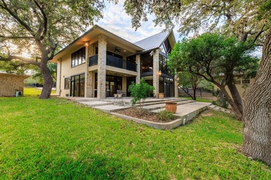 Lakefront property located approximately 30-40 minutes from San - photo 3