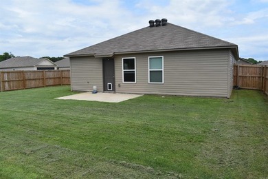 Welcome home to this beautiful newer construction offering the - photo 9