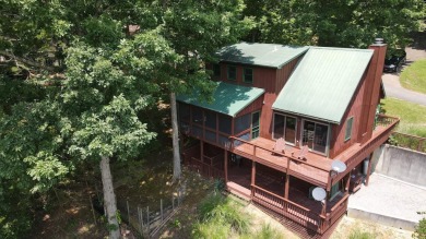 Lake Home For Sale in Jamestown, Kentucky