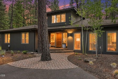 Beautifully maintained and impeccably manicured, this inviting - photo 1