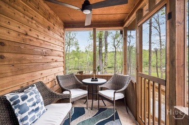 Lake Sinclair living at its best. This fully renovated 3 bedroom - photo 14