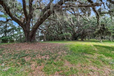 With a conceptual 25 homesites nestled along the pristine salt - photo 15