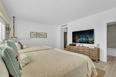 Stunning, unobstructed ocean views 2 Bed/2.5 Bath apartment - photo 37