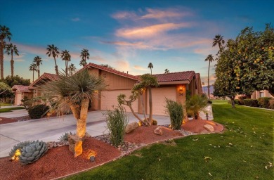 Lake Condo Sale Pending in Palm Desert, California