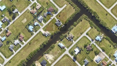 Prime Freshwater Canal front Lot in Booming Cape Coral, FL - photo 3