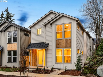 (private lake, pond, coastal) Condo For Sale in Portland Oregon