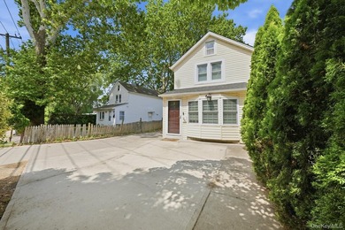 Experience the best of Port Washington in this beautifully - photo 3