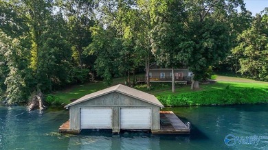 The Premier Waterfront lot on Signal Point. This opportunity - photo 5