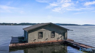 The Premier Waterfront lot on Signal Point. This opportunity - photo 6